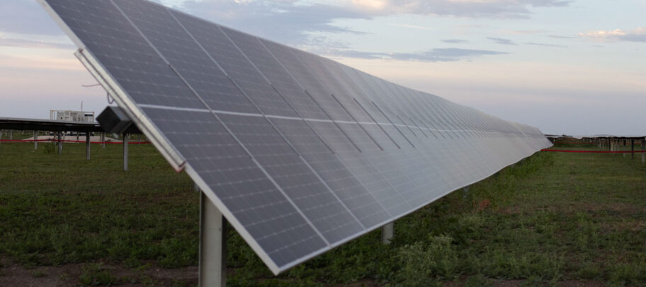 WHC-SMJV_arava_solar-panel-farm_005_Building on our legacy to power our future together